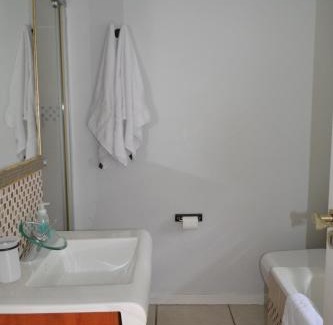 Lone Hill Apartamento | Lonehill - Suite 2B