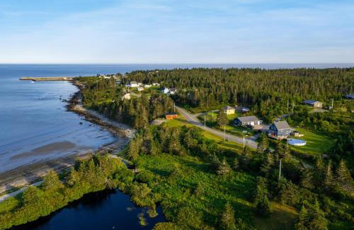 New Harbour Complejo | Lonely Rock Seaside Bungalows