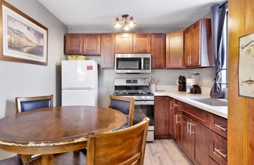 Big Bear Lake Casa | Lonepine Lakeside Resort Retreat by Big Bear Vacations