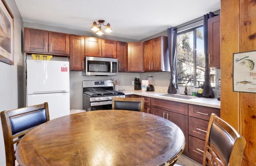 Big Bear Lake Casa | Lonepine Lakeside Resort Retreat by Big Bear Vacations