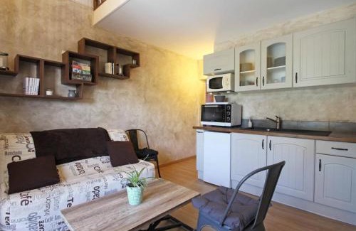 Sainte-Honorine-la-Guillaume Casa | Longère avec Piscine Chauffée, Jardin et Vélos à Dispo - FR-1-497-4