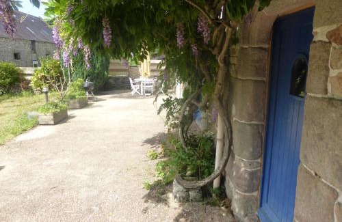 Pluguffan Casa | Longère entre mer et campagne avec piscine
