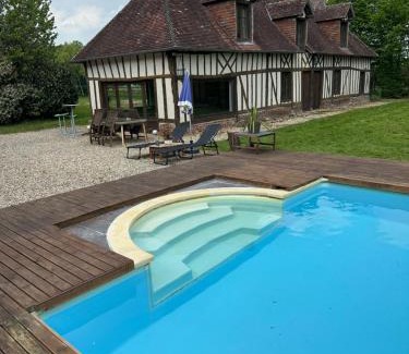 Landepereuse Casa | Longère normande avec piscine et jardin