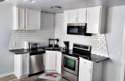 Central Oklahoma City Casa | Long and Mid-Term Rentals 3BR/2BA w/Private Yard