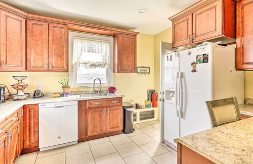 Long Branch Apartamento | Long Branch Apartment: 1 Mi to Beach, Pier Village