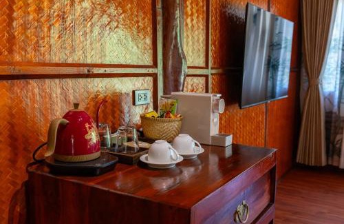 Thong Pha Phum Alquiler De Eote | Long Chuan River Kwai