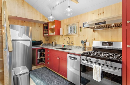 Saint George Cabaña | Long Cove Retreat | Two Cottages, 3BR/2BA, Sleeps 8, Shoreline & Fire Pit