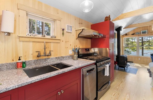 Saint George Cabaña | Long Cove Retreat | Two Cottages, 3BR/2BA, Sleeps 8, Shoreline & Fire Pit