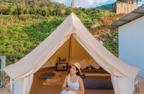 Tap Tao Cabina | Long Hak Khao Camping Phu Chi Fa