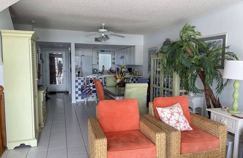 Layton Condominio | Long Key florida,Beachfront Paradise, two bedroom ,3.5 bath, on Ocean, with Pool