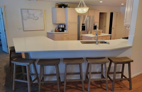 Pine River Casa | Long Lake Escape with Hot Tub & Pontoon Rental