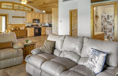 Parkers Prairie Casa | Long Lake Lodge with Watercrafts and Fire Pits