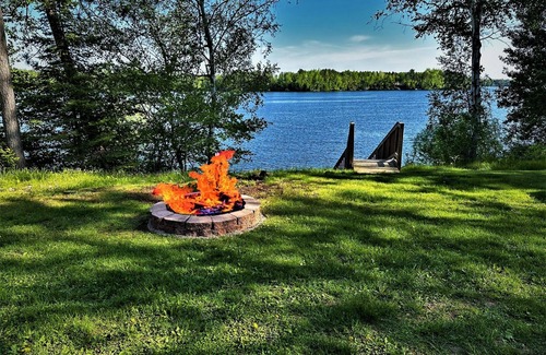 Phillips Casa | Long Lake Retreat | 4 Beds, 2 Bath Lakeside Luxury