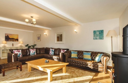 Copplestone Casa | Long Meadow Granero es una encantadora espacioso granero convertido, individual situado en la localidad de San Abajo María