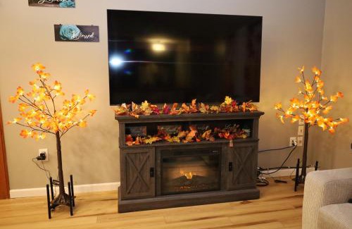 Long Pond Casa | Long pond, Pocono pines quiet & cozy!Kalahari 8mins