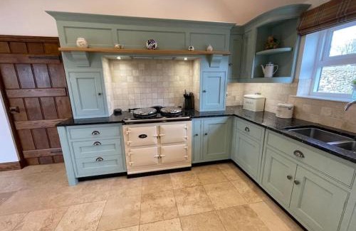 Little Longstone Casa | Long Roods cottage