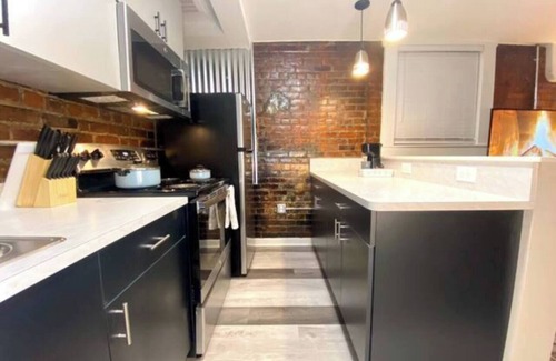 Midtown Apartamento | Long-Term Haven Students & Business Travelers