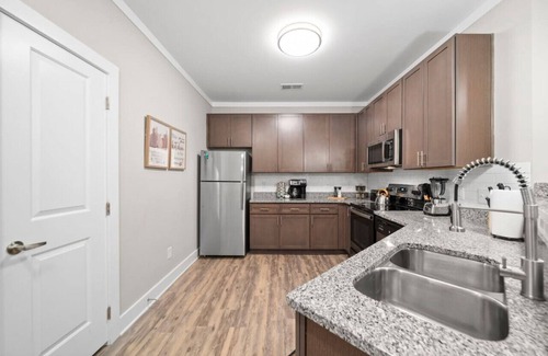 Greensboro Apartamento | Long Term Stay Greensboro 2b 2ba