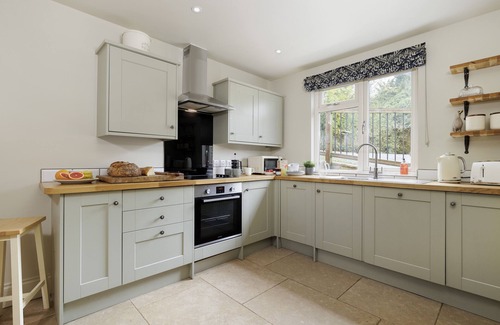 Longborough Cabaña | Longborough House - a beautiful house sleeping 10 guests