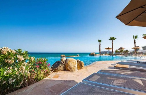 Palmilla Complejo | Longest Lazy River in Cabo - Bring the kids! 5 Star 2 bedroom on the Beach!