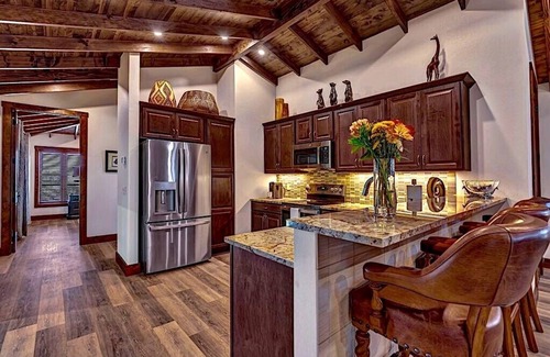 Fredericksburg Complejo | Longneck Manor