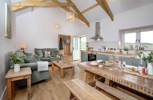Paignton Casa | Longpark Linhay - Sleeps 4 guests in 2 bedrooms