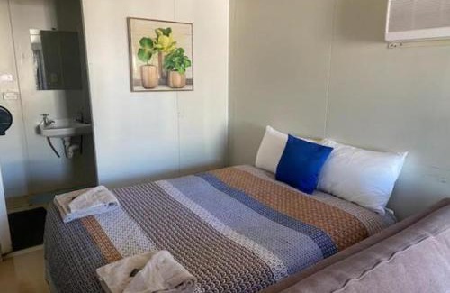 Longreach Otro | Longreach Caravan and Cabin Park