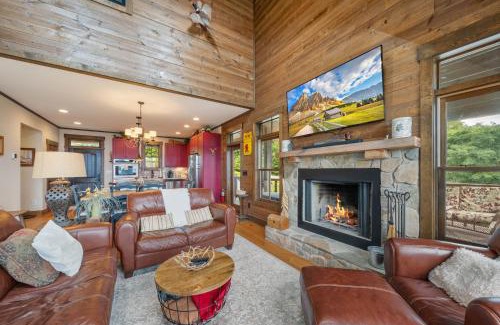 Boone Casa | Longview Cabin
