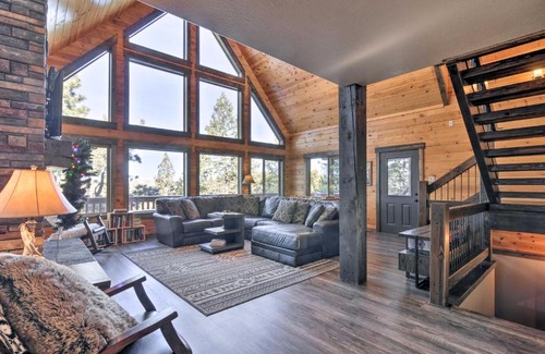 Mammoth Creek Casa | Longview Lodge with Furnished Deck and Fire Pit!