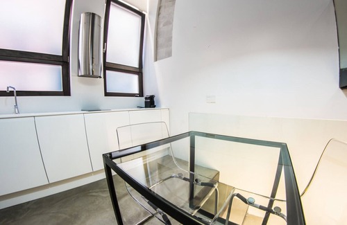 La Llotja-Born Apartamento | Céntrico apartamento totalmente equipado, wifi, Aire Acondicionado en Palma.