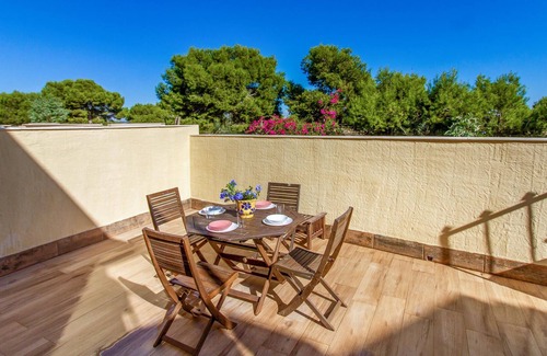 La Siesta Casa | Look forward to a relaxing holiday in this holiday home with sun terrace!