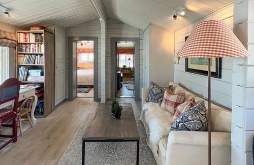 Fla Municipality Casa | Look forward to a wonderful vacation with wellness in the fascinating nature of Norway.
