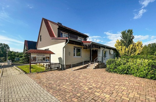 Benneckenstein Apartamento | Look forward to a wonderful break in this luxurious vacation apartment close to lots of activities.