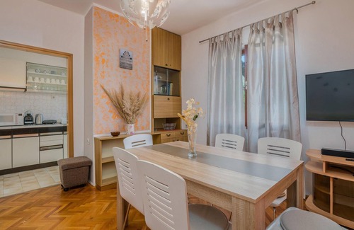 Baska Casa | Alojamiento de 6 habitaciones en Bascanska Draga