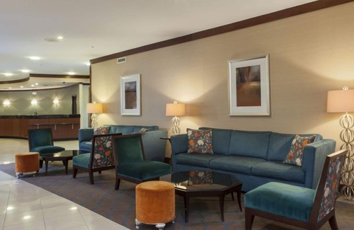Buford Highway Casa | Best Value, Quality Stay! Outdoor Swimming Pool, Free Parking!