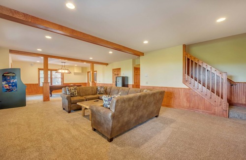 Lake Harmony Estates Chalet De Esquí | Look Out Lodge, Near JFBB & Jim Thorpe with Spectacular Lake and Mountain Views!