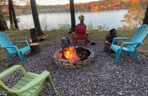 Balsam Lake Cabina | Looking for a Lake getaway? Come stay at Balsam Bliss!
