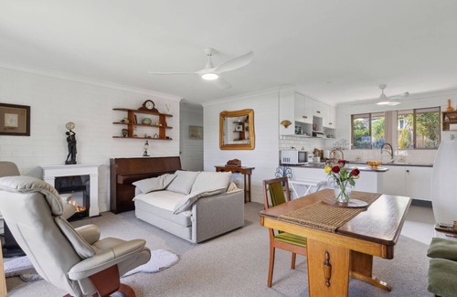 Woolgoolga Apartamento | Looking for a romantic beach getaway? Somewhere you can enjoy beautiful beach scenery and each othe