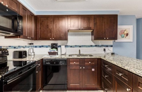 Harbor Village Complejo | Looking for the perfect family-friendly escape with sun, sand-2 Bedroom Deluxe