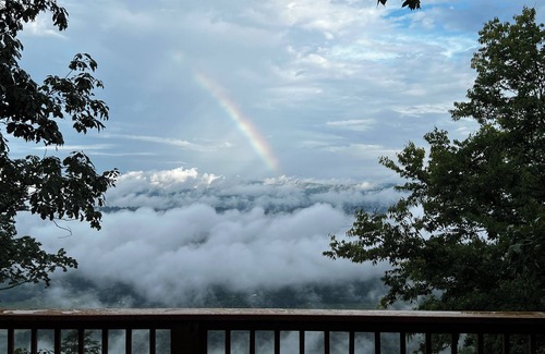 Lookout Mountain Casa | Lookout Mountain VIEWS Spacious 5-bedroom house on west brow