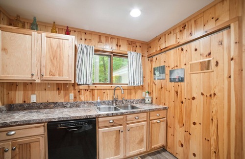 Lewiston Cabaña | Loon Landing: Splash into Summer at Loon Landing on Little Wolf Lake