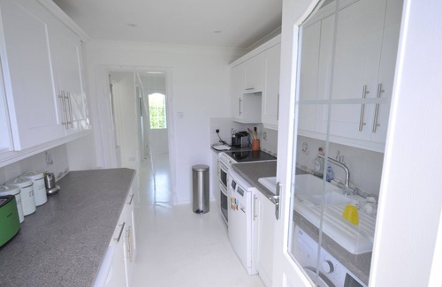 Camber Casa | Looney Dunes, Camber - 1 minuto a las dunas de arena, 2 jardines soleados, 3 habitaciones