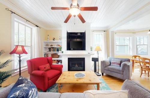 Nelscott Casa | Looney Dunes