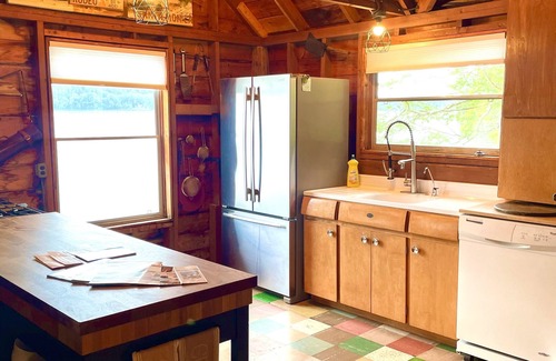 Minden Hills Cabaña | *LOONS LANDING * Gull Lake 2 Cottages + Sauna + Fishing + 700 FT Lake Frontage