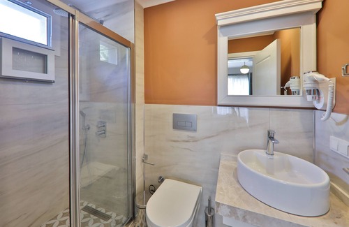 Kas Hotel | Lora Kas Otel