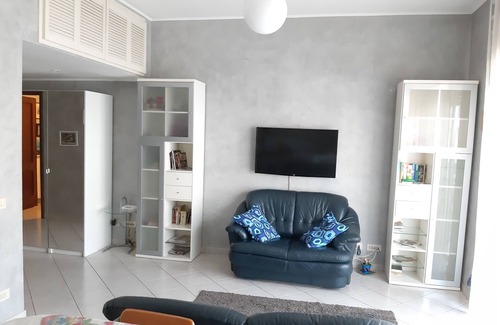 Quartiere XXXIII Lido di Ostia Ponente Apartamento | La casa de Lory en Ostia Roma, cerca del mar, a 15 minutos del aeropuerto de Fiumicino.