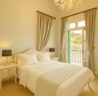 Symi Apartamento | "LOS" 2 Neoclassic Harbour View
