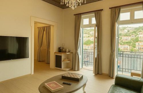 Symi Apartamento | "LOS" 2 Neoclassic Harbour View
