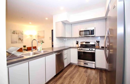 Hollywood Apartamento | Los Angeles Deluxe Suites - 2 Bedrooms & 2 Bathrooms