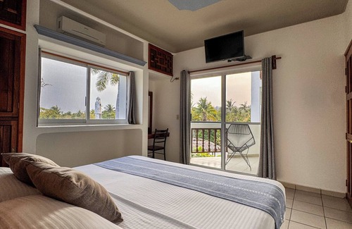 San Pedro Pochutla Hotel | Los Angeles